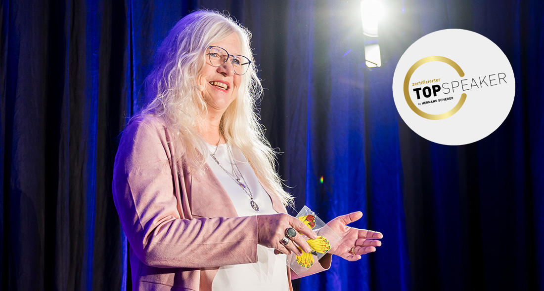 Foto zeigt Frau Mönkemöller als zertifizierte Speakerin